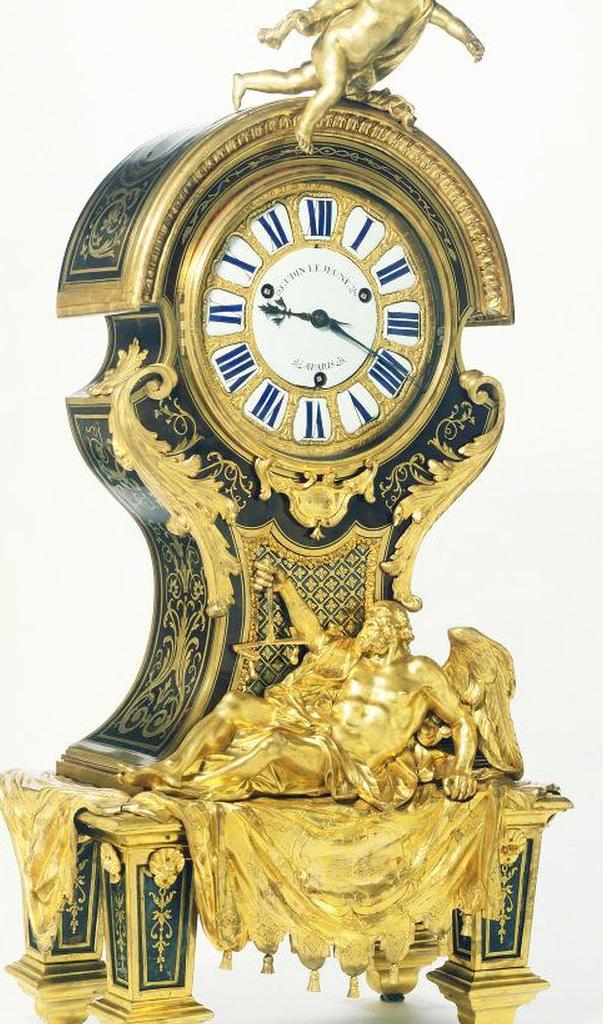 Французские каминные часы 1729 - 1755 гг.