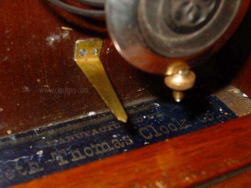 Этикетка часов Сета Томаса