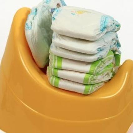 подгузник и горшок