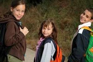 Дети с рюкзаками