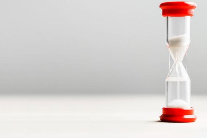 Песок в песочных часах