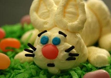 Топпер для торта с кроликом