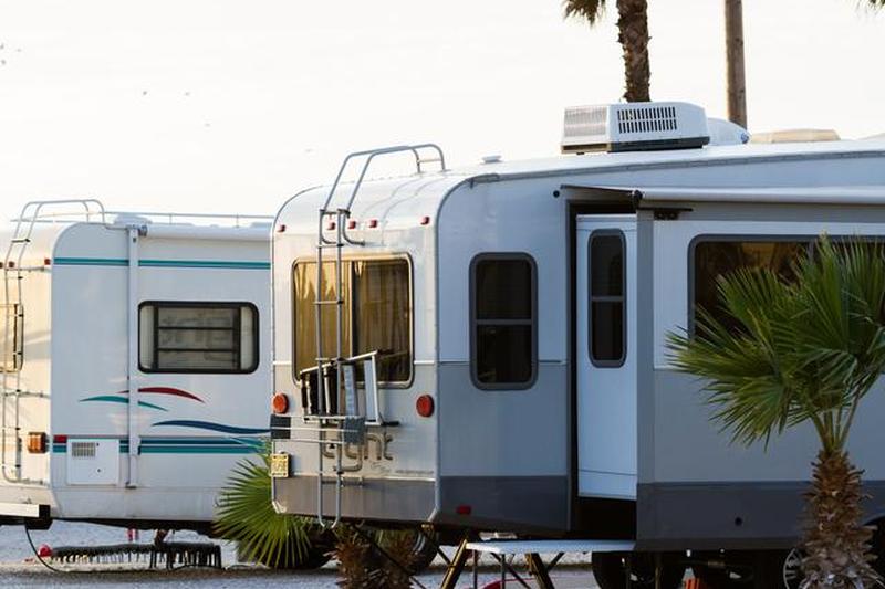 Автостоянка для домов на колесах