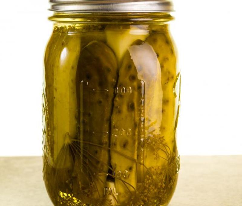 Рассол Спирс в консервной банке