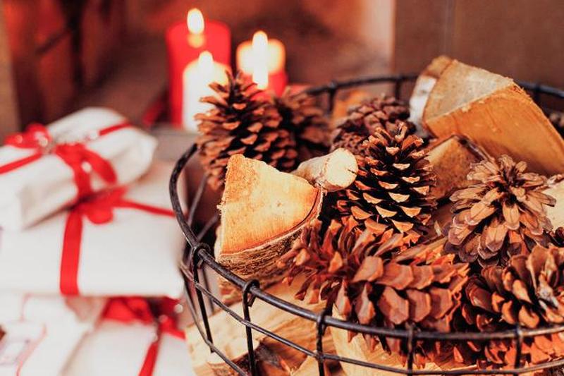 Подарочная корзина для рождественского огня