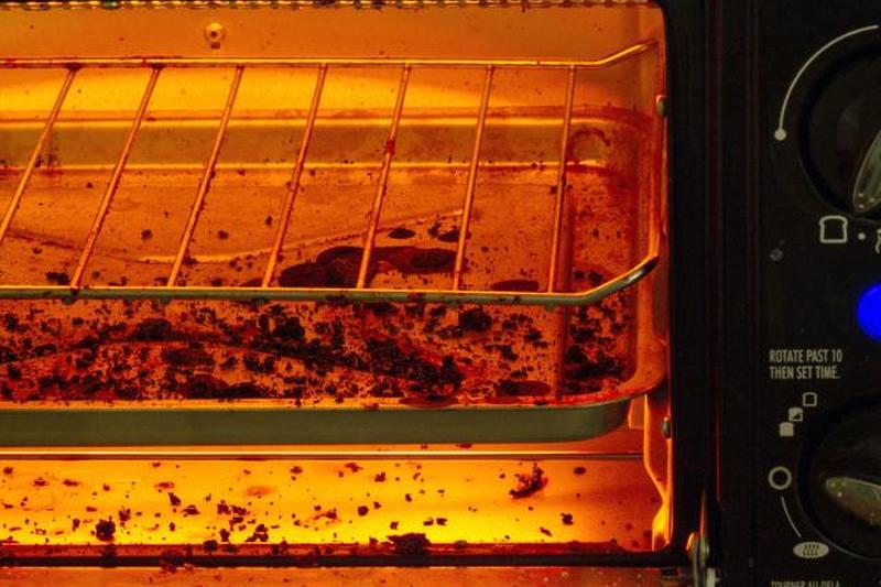 Тостер Духовка с панировочными сухарями