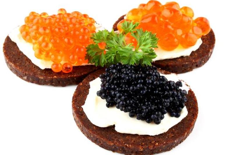 https://cf.ltkcdn.net/cooking/images/slide/218104-850x566-caviar-on-pumpernickle.jpg