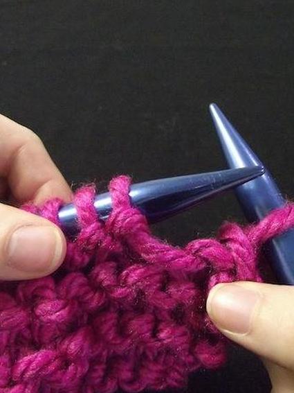 Шаг третий обвязки для вязания