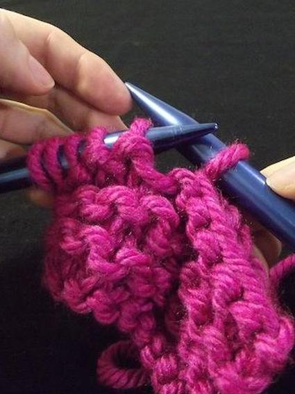 Шаг четвертый обвязки для вязания