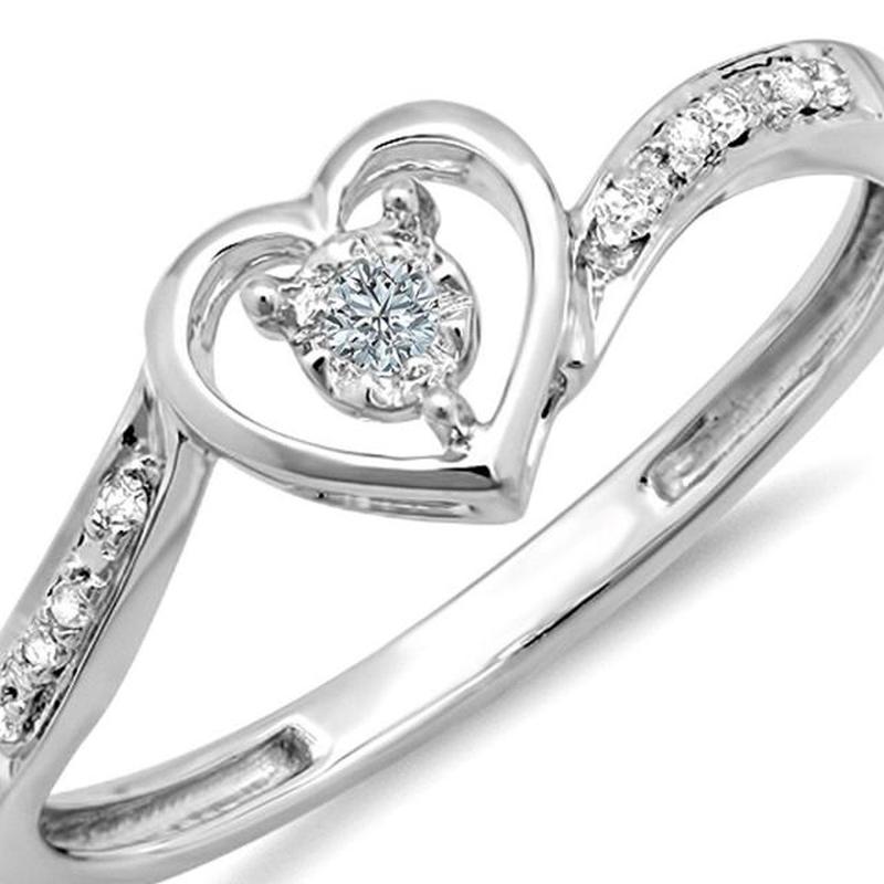 https://cf.ltkcdn.net/engagementrings/images/slide/205318-850x850-floating-heart.jpg