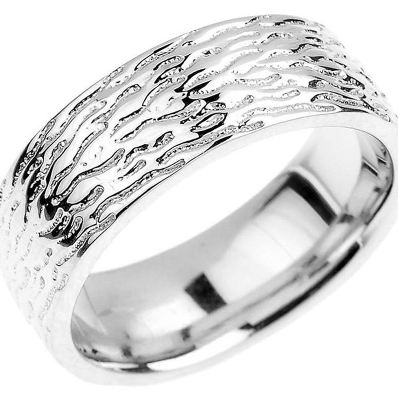 https://cf.ltkcdn.net/engagementrings/images/slide/207007-850x850-textured-band.jpg