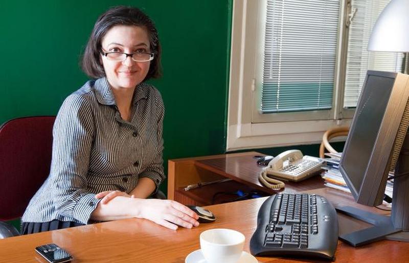 Опытный секретарь выглядит полезным