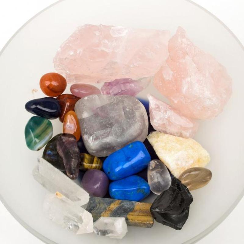 Стеклянная чаша из кристаллов