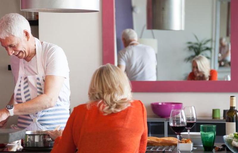 Зеркало на кухне