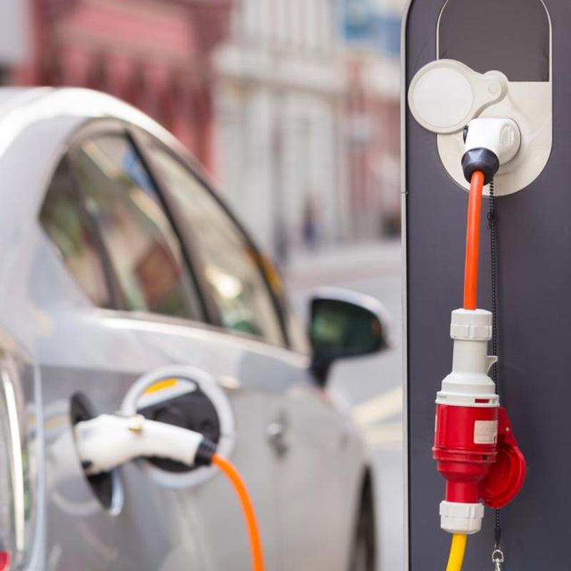 Электромобиль