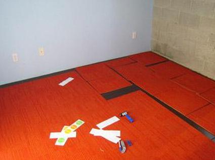 Укладка напольной плитки