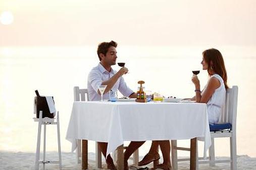 Романтический ужин на пляже