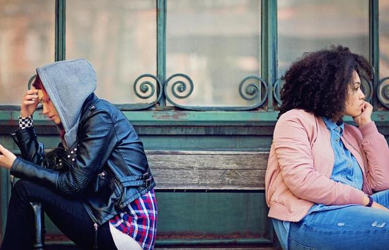 друзья в конфликте