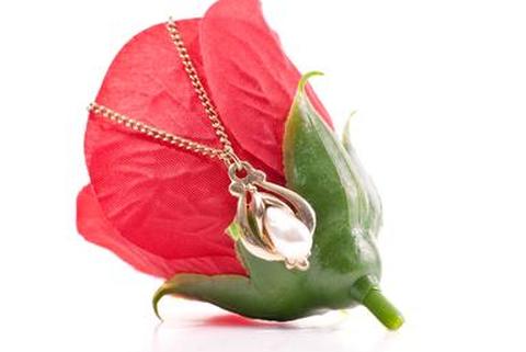 Мемориальный кулон слеза жемчуг и роза