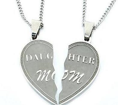 https://cf.ltkcdn.net/jewelry/images/slide/191760-393x350-mother-daughter-pendant.jpg