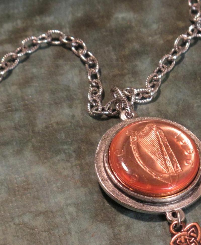 Подвеска для монет