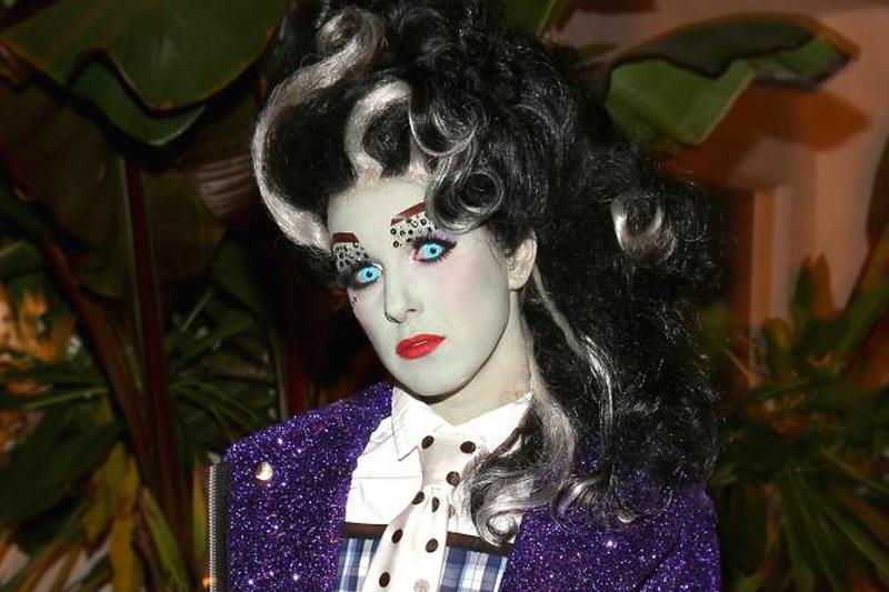 Шенэй Граймс в образе Фрэнки Штейна из Monster High — редакционное использование Getty