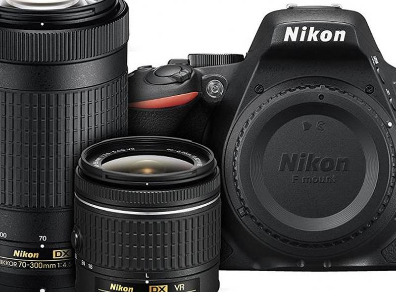 Комплект с двумя объективами для цифровых зеркальных фотокамер Nikon D5500 формата DX 