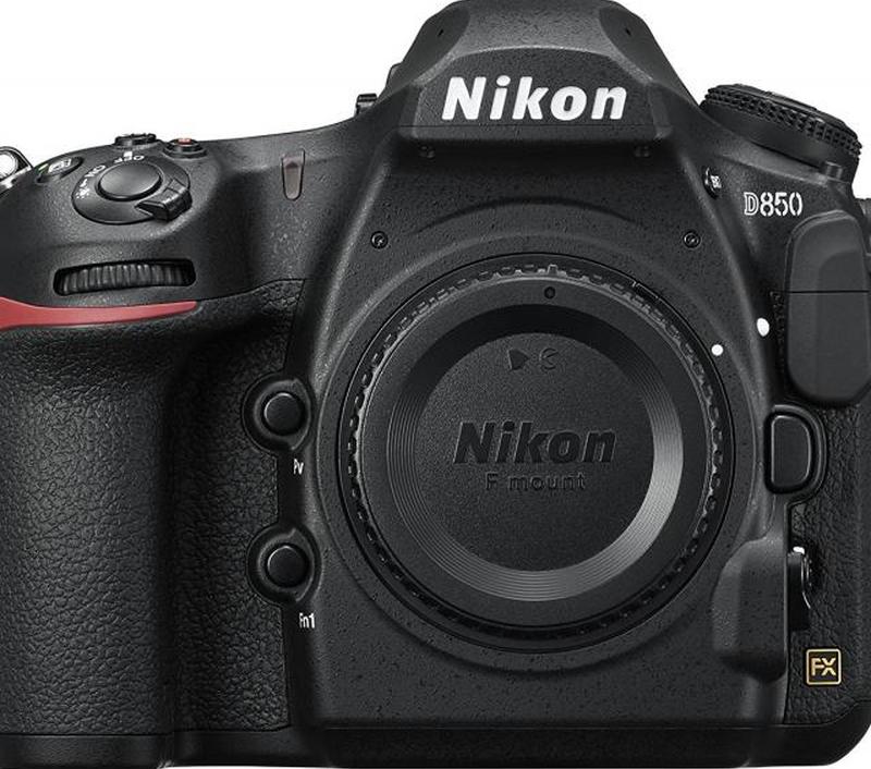 Корпус цифровой зеркальной фотокамеры Nikon D850 формата FX