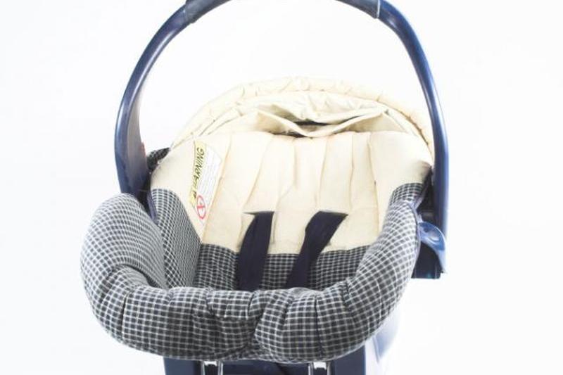 https://cf.ltkcdn.net/pregnancy/images/slide/235574-847x564-baby-car-seat.jpg