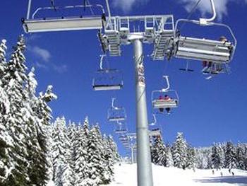 лыжники готовятся к первым трассам