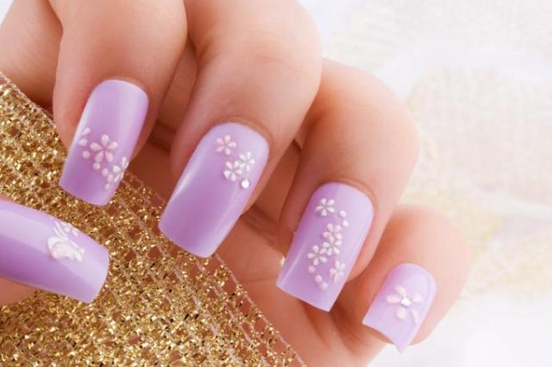https://cf.ltkcdn.net/skincare/images/slide/47345-849x565-nail-colors2.jpg
