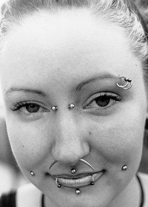 https://cf.ltkcdn.net/tattoos/images/slide/158497-513x718r1-septum-and-bridge.jpg