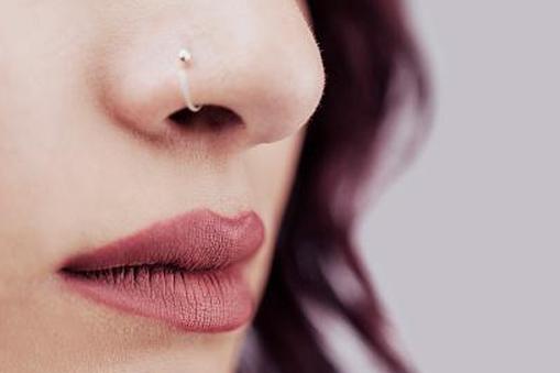 Женский пирсинг носа
