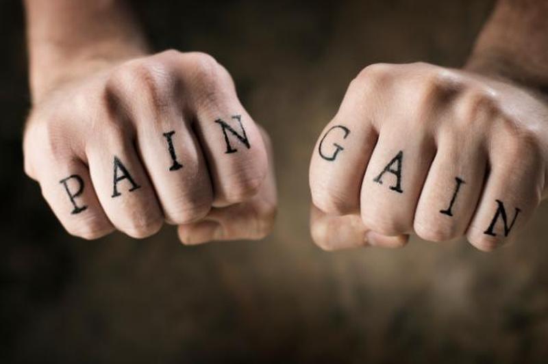 https://cf.ltkcdn.net/tattoos/images/slide/156407-849x565r1-hands.jpg