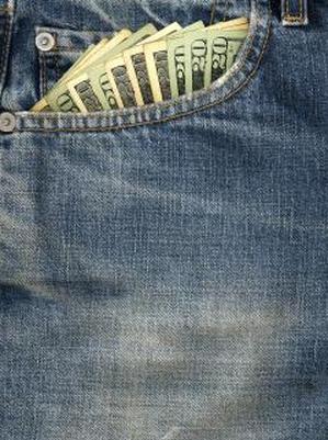 Деньги в кармане.