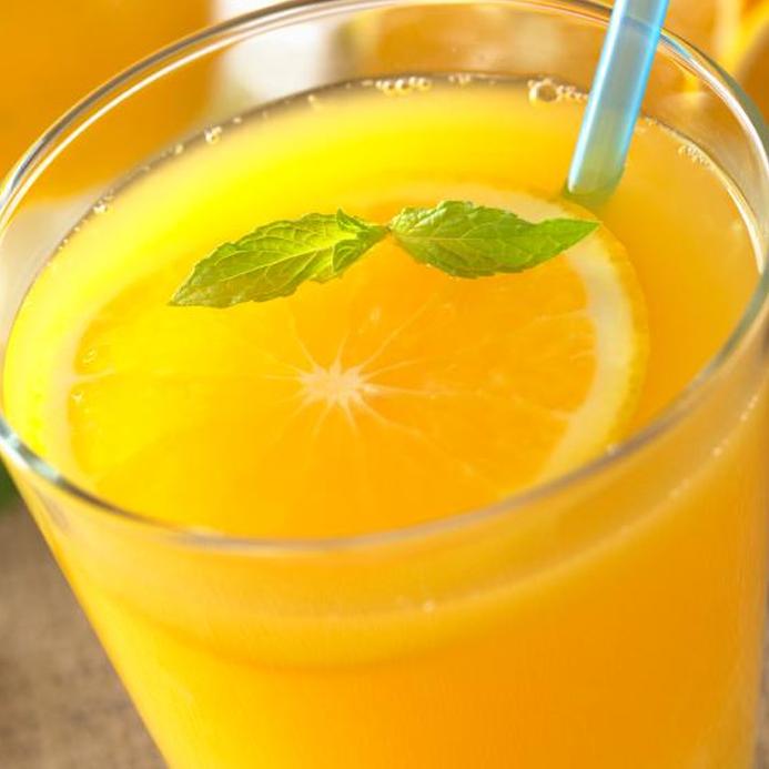 https://cf.ltkcdn.net/vitamins/images/slide/141776-693x693-OrangeJuice.jpg