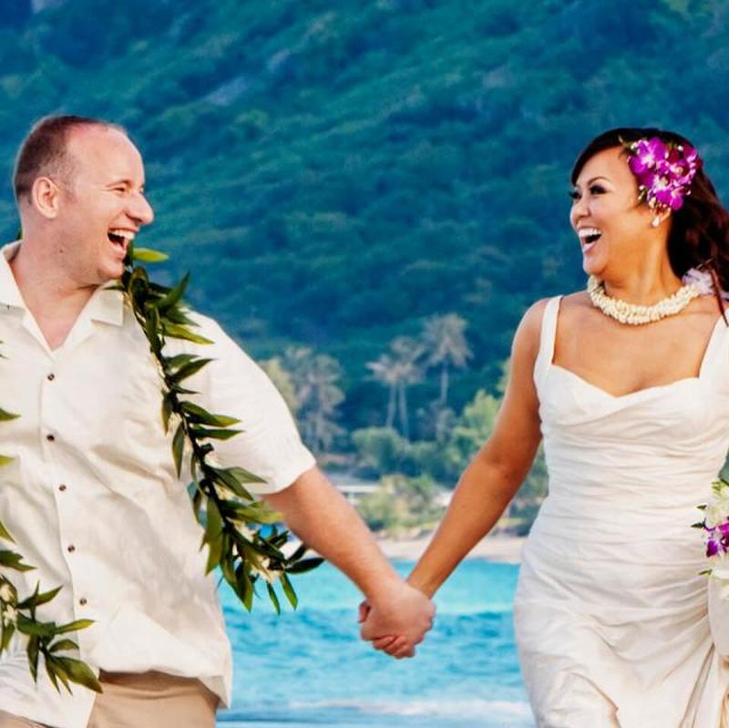 Яркие тропические цветы