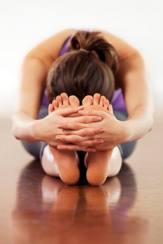 Сгибание вперед сидя